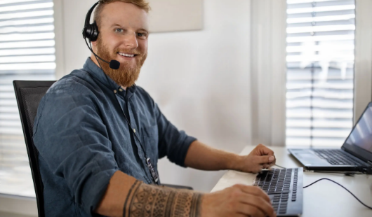 customer call center image customer call center image